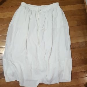 James Perse Mid length white skirt Size 3